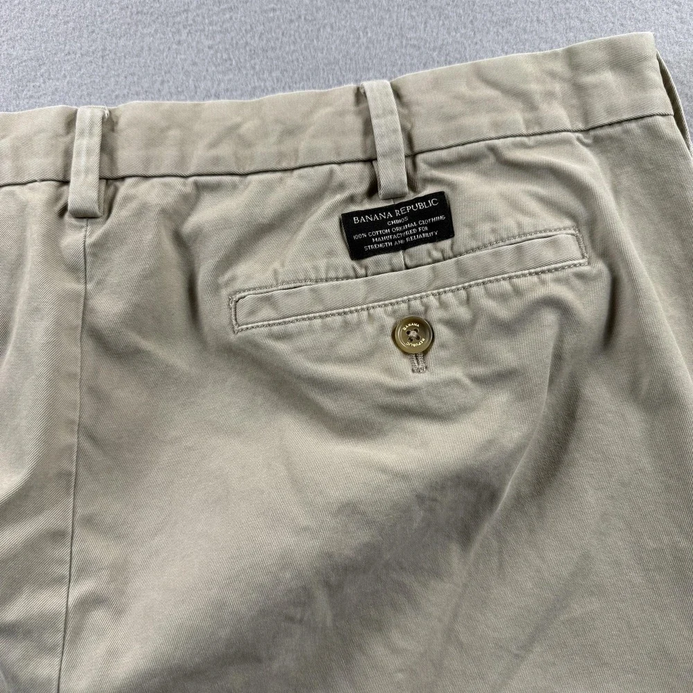 Banana Republic Emerson‎ Chino Pants Mens 38x34 (Fit 36x30) Beige Straight Leg